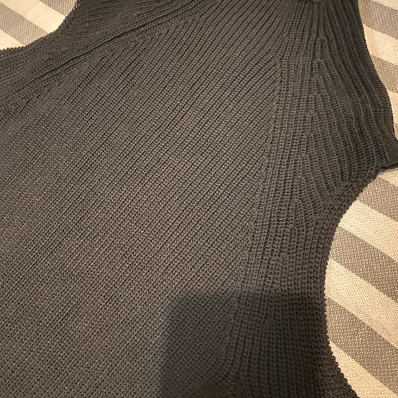 Wilfred Black Knitted Turtle Neck Open Shoulder - Picture 2 of 7